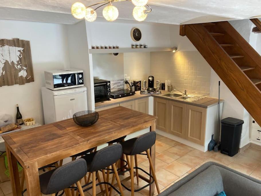 Petite Maison En Provence Plaisians Exteriör bild